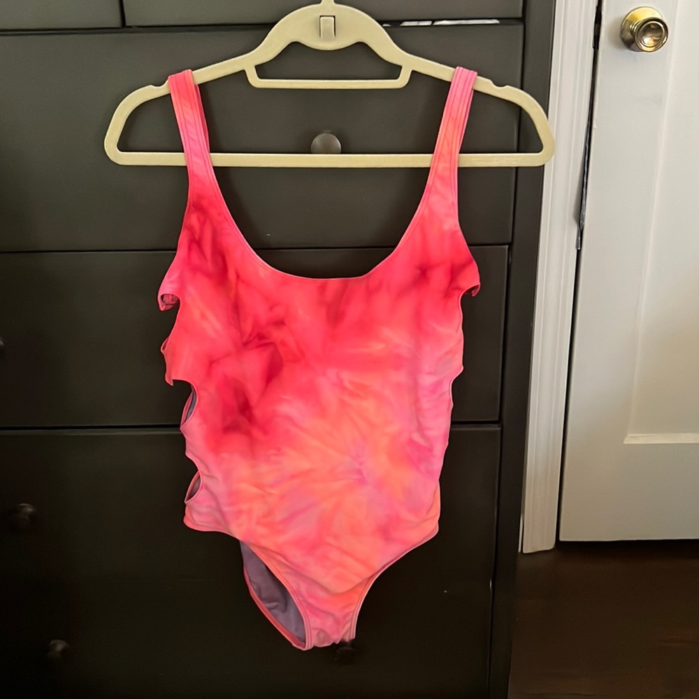 NWT Lolli Swim Pink Ziggy Stardust Heart Cut Out Swimsuit Large
